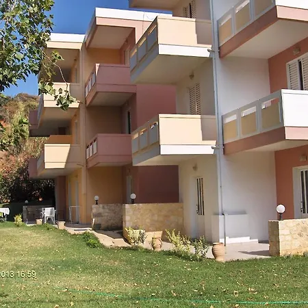 Kyriaki 3*